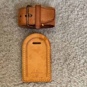 Louis Vuitton Luggage Tag & Poignant